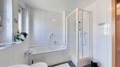 Badezimmer- 1OG - 