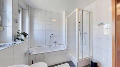 Badezimmer- 1OG - 