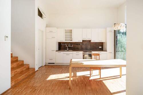 Weitere Ansicht Wohn- und Essbereich mit offener Küche - 3 Zimmer Etagenwohnung zum Kaufen in Berlin