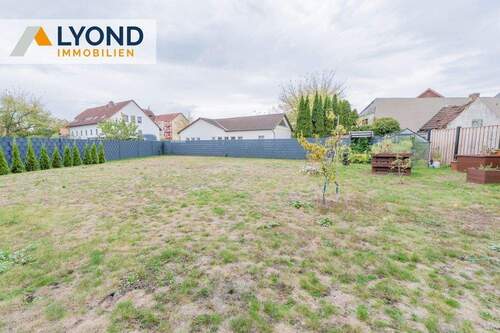 Garten - Einfamilienhaus mit 140,00 m&sup2; in Oebisfelde zum Kaufen