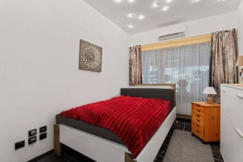 Schlafzimmer EG - 