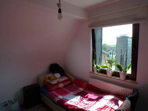 13 I.OG Schlafzimmer 1 - 