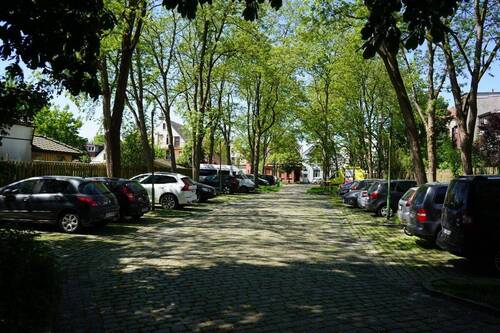 öffentl. Parkplatz - 