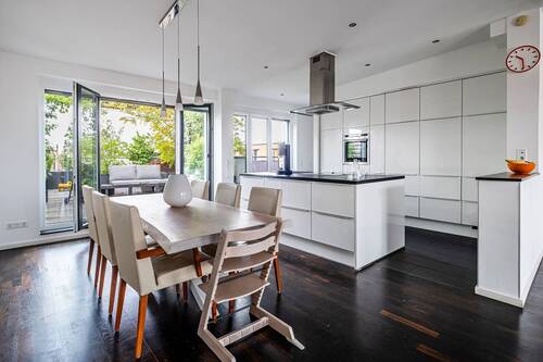 Koch- und Essbereich - 4 Zimmer Etagenwohnung zum Kaufen in Berlin