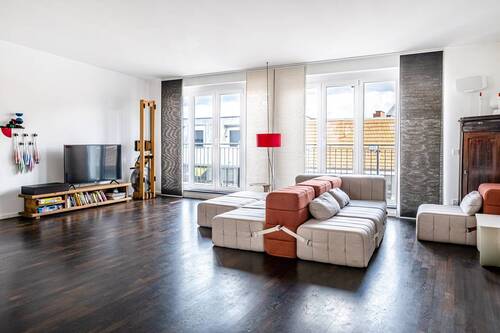 Wohnbereich - 4 Zimmer Etagenwohnung in Berlin