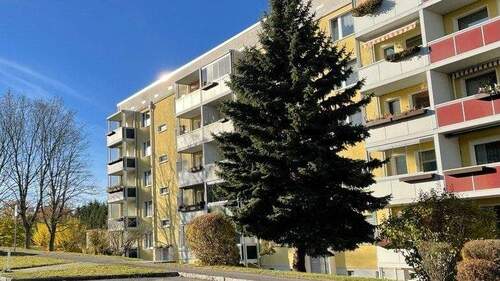 Außenansicht - Schöne 3-Raum-Wohnung in Freital!