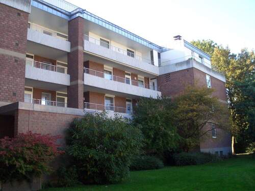 Blick in den Garten - 4 Zimmer Etagenwohnung in Bünde