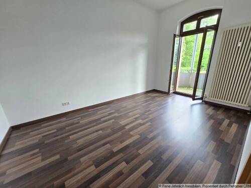 Schlafzimmer - 2 Zimmer Etagenwohnung zur Miete in Chemnitz