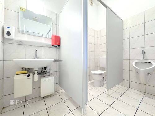 WC - 