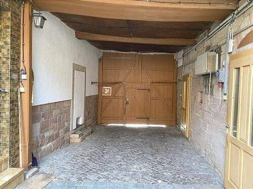 Einfahrt - 7 Zimmer Einfamilienhaus in Bad Bibra