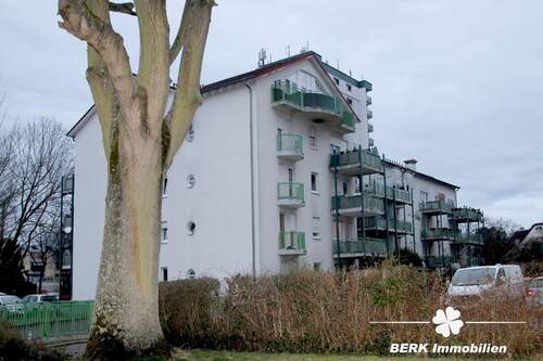 Rückansicht- Balkonansicht - 