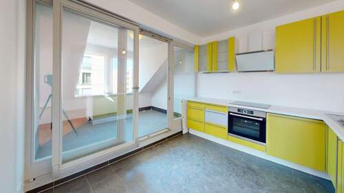 Küche mit angrenzender Loggia - 