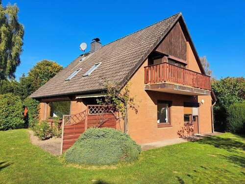 Ansicht - 6 Zimmer Mehrfamilienhaus, Wohnhaus in Hitzhusen