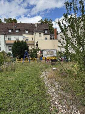 Hausansicht - +++ LU.-GARTENSTADT 3-FH HOFBEREICH, GARTEN, ANBAU (SOMMERKÜCHE), BALKON +++