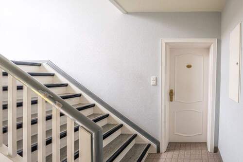 Wohnungseingang EG - 1 Zimmer Mehrfamilienhaus, Wohnhaus in Kamen