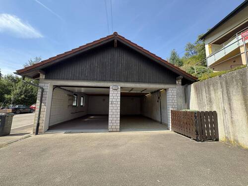 Doppelgarage - 4 Zimmer Einfamilienhaus zum Kaufen in Sindelfingen