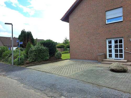 2 Stellplätze - Etagenwohnung mit 111,00 m² in Bünde zur Miete