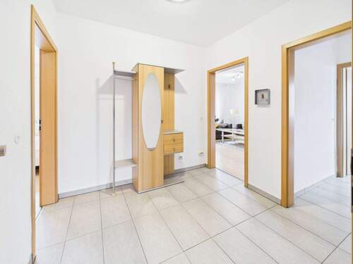 Flur (EG) - Mehrfamilienhaus, Wohnhaus mit 224,90 m&sup2; in Bielefeld zum Kaufen