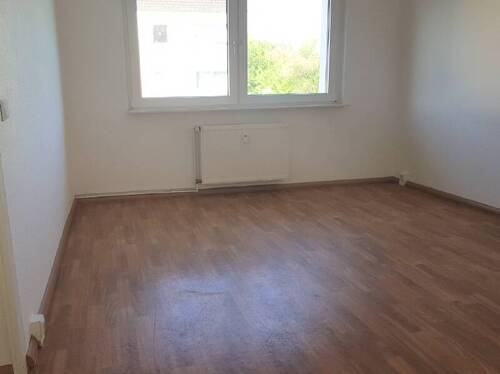 Wohnzimmer - 2 Zimmer Etagenwohnung zur Miete in Bad Sülze