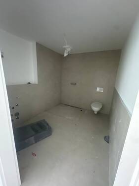 Badezimmer - Etagenwohnung mit 85,50 m&sup2; in Sankt Ingbert zur Miete