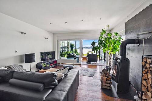 Wohnzimmer mit Kamin - 