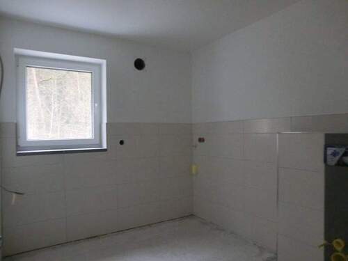 Badezimmer (mittlerweile fast fertig) - 3 Zimmer Terrassenwohnung in Bad Bocklet