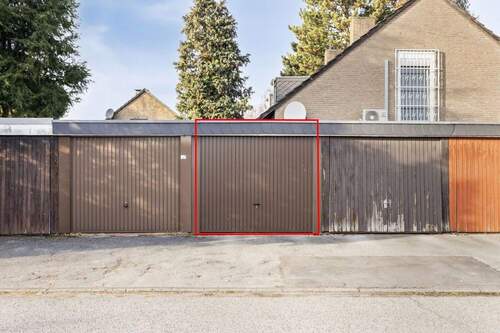 Garage - 