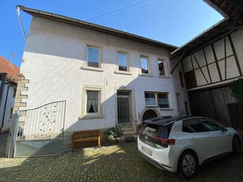 Ansicht Eingang - 5 Zimmer Bauernhaus, Landhaus zum Kaufen in Monzingen