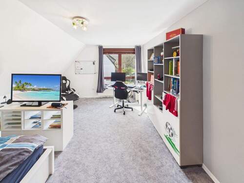 2. Schlafzimmer OG - 