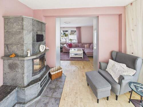 Ofen - Einfamilienhaus mit 250,20 m&sup2; in Hessisch Oldendorf zum Kaufen