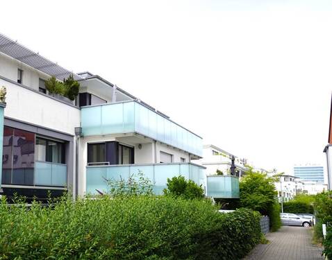 Ansicht - Moderne 3-Zimmer-Wohnung in Nürnberg mit Tiefgarage