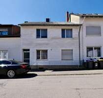 Ein- bis Zweifamilienhaus mit Potential in Püttlingen