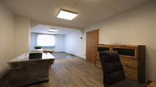 OG Wohn-/Esszimmer - 6 Zimmer Reihenmittelhaus in Püttlingen