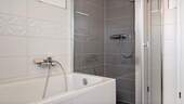 Badezimmer - Werz Immobilien - 