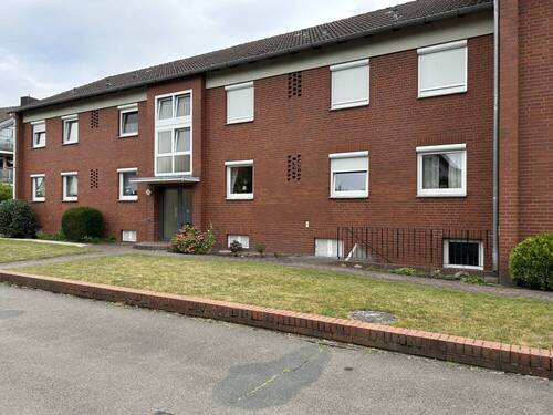 Bild 2 - 4 Zimmer Etagenwohnung zum Kaufen in Nienburg (Weser)