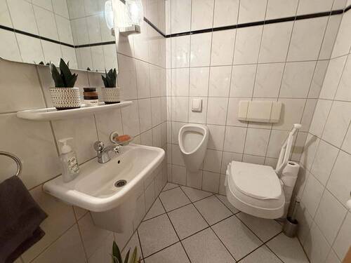 Gäste-WC Anbau - 