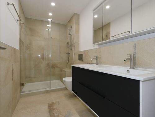 Bad - Etagenwohnung mit 115,70 m² in Augsburg zur Miete