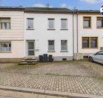 Familienfreundliches Reihenhaus mit Garten und Stellplatz - Saarlouis / Roden