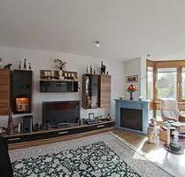 Wohnen am Klostersee: helle 3,5 Zimmer, Balkon, Erker & schöner Ausstattung in Pfullingen