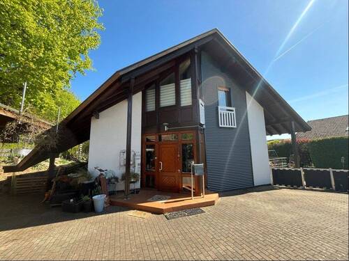 Außenansicht - 4 Zimmer Einfamilienhaus zum Kaufen in Herborn
