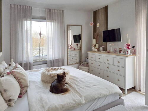 Schlafzimmer - Schöne 2-Zimmer-Wohnung + Balkon in Linden-Süd