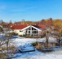 Ihr Ferienhaus am See mit eigenem Steg im Ferienpark 