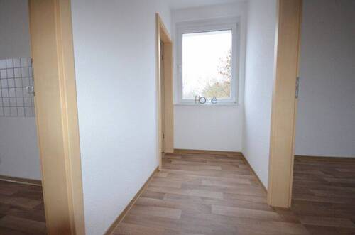 Flur - Bezugsfertige 2-Raumwohnung mit Balkon!