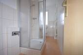 Bad - Etagenwohnung mit 48,80 m&sup2; in Riesa zur Miete