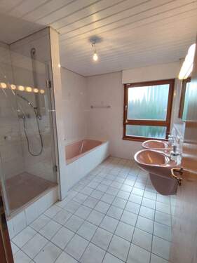 Bad ... sehr gepflegt! - 