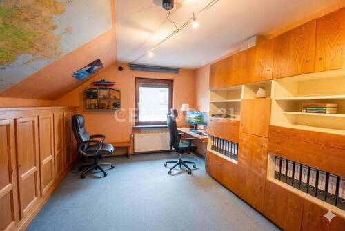 Kinderzimmer 2 (KI-bearbeitet) - 