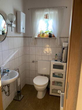 Gäste-WC im Erdgeschoss - 