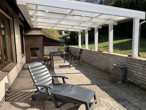 Südterrasse mit Außenkamin - 