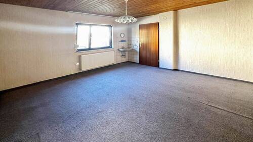 Schlafzimmer - 3 Zimmer Einfamilienhaus zum Kaufen in Neumarkt in der Oberpfalz / Höhenberg