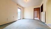 Wohnzimmer - Einfamilienhaus mit 68,40 m&sup2; in Neumarkt in der Oberpfalz / Höhenberg zum Kaufen